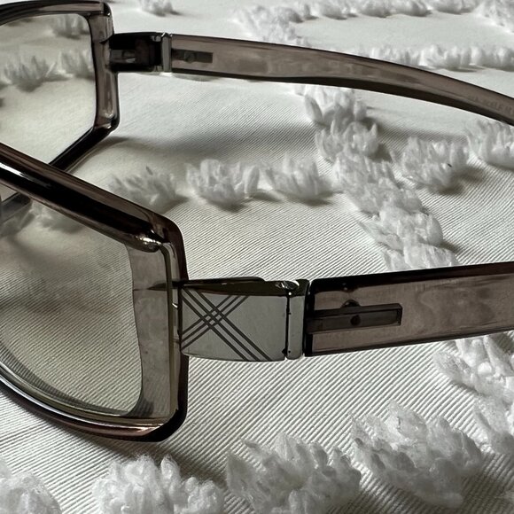 Burberry Retro Sunglasses Champagne Acetate Beige with case main image 13